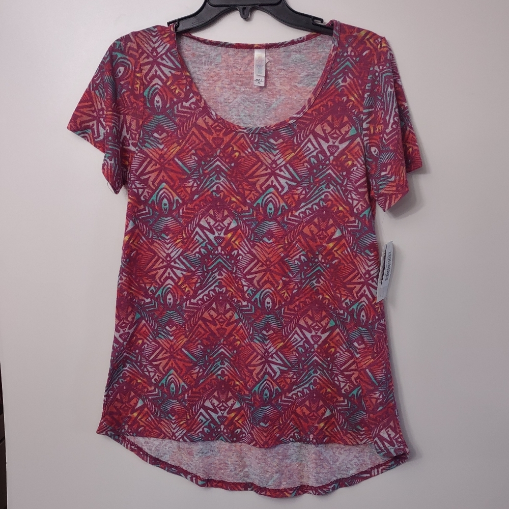 LuLaRoe blouse for women size XS in excellent condition New , soft, fresh  nice.